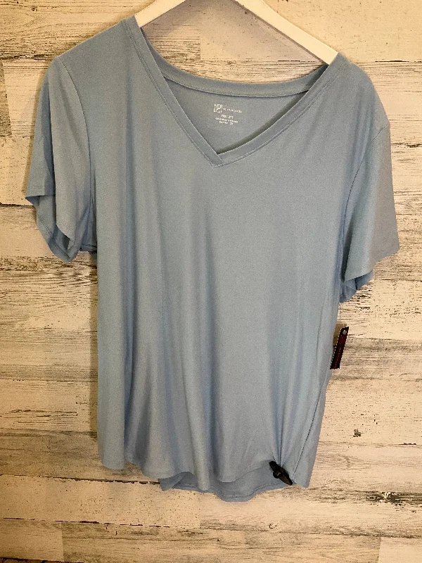 women's tops with flutter sleevesBlue Top Short Sleeve No Boundaries, Size 3x