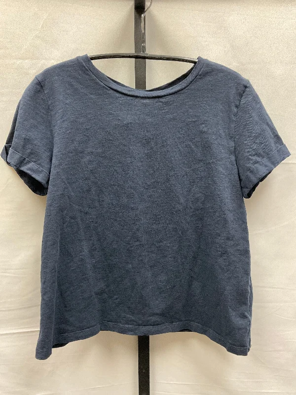 women's tops for those who want to stay on top of the latest fashion trends and wear pieces that are both stylish and on-trendNavy Top Short Sleeve Basic Max Studio, Size M