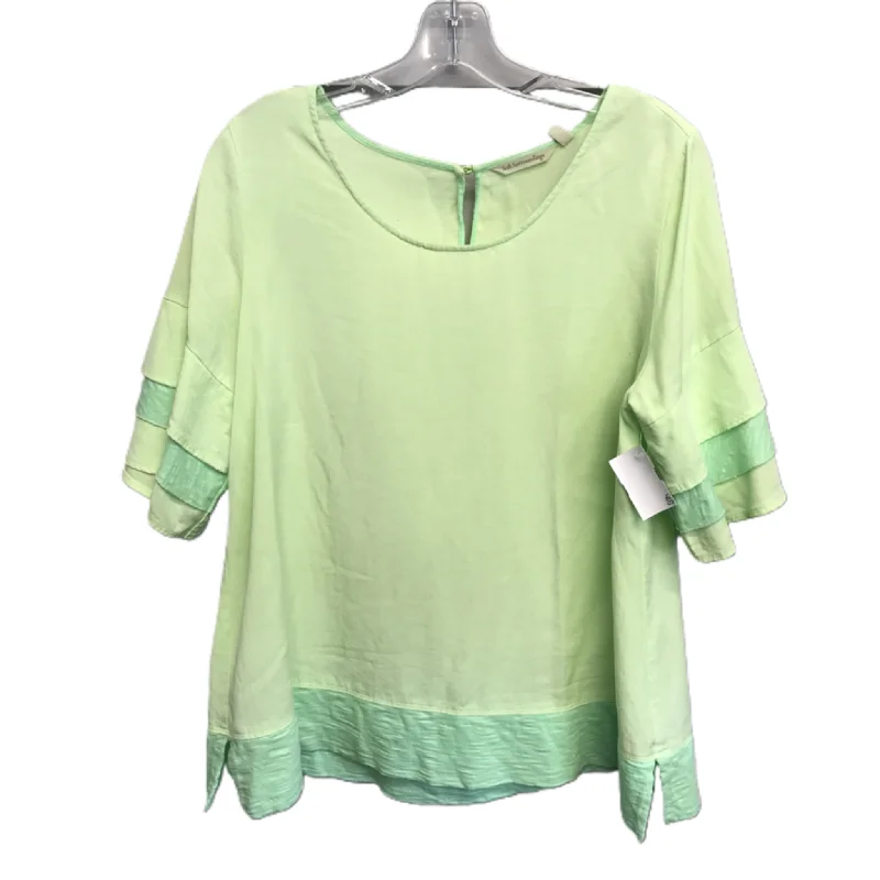 women's tops for maximalist fashion loversGreen Top Short Sleeve By Soft Surroundings, Size: M