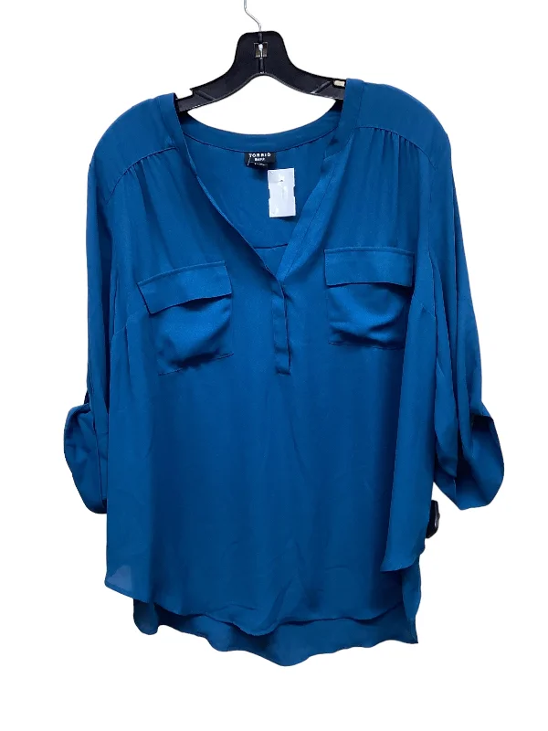 women's tops for those who want to stay warm and stylish during colder weatherTop Long Sleeve By Torrid In Blue, Size: Xl