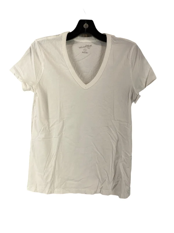 satin women's topsWhite Top Short Sleeve Universal Thread, Size Xs