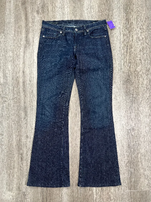 women's denim jeans for a relaxed lookJeans Flared By Citizens Of Humanity  Size: 6