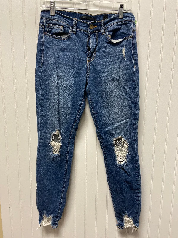 women's denim jeans for a vintage styleJeans Skinny By Cmb  Size: 6