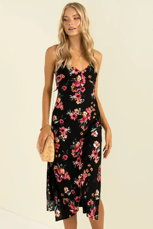 women's fashionable dressesSofia Dress / Black Floral