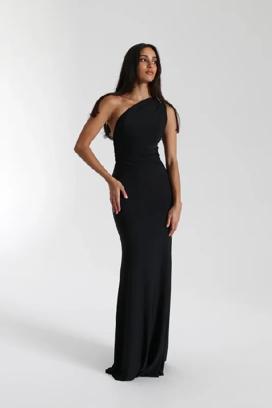 women's fashionable dressesFabienne Gown Black